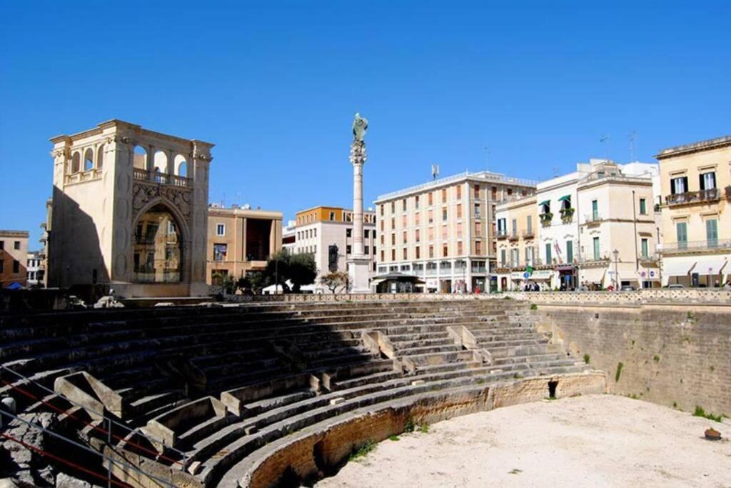 Confortevole Appartamento Vicino Al Centro Lecce Exterior foto