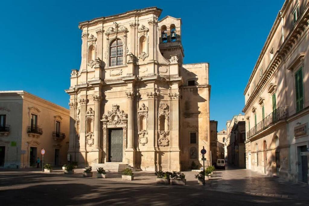 Confortevole Appartamento Vicino Al Centro Lecce Exterior foto